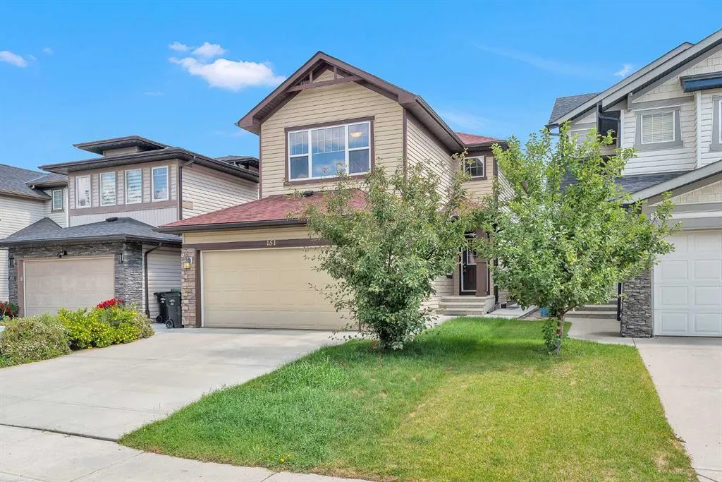 151 Panora Way NW