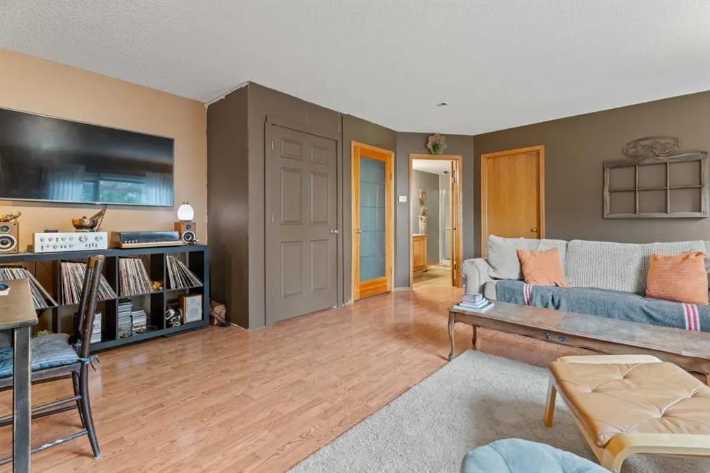 109 Downey Place