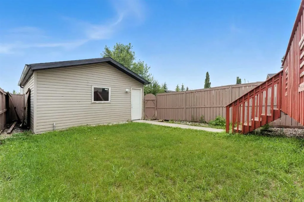 47 Covemeadow Close NE