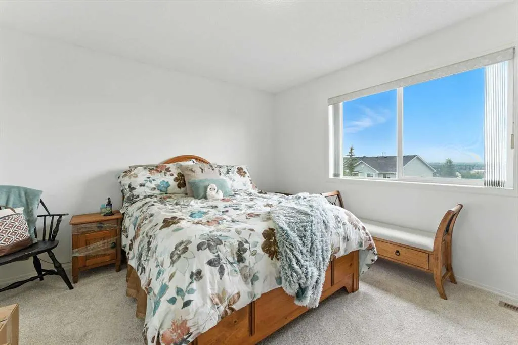 47 Covemeadow Close NE