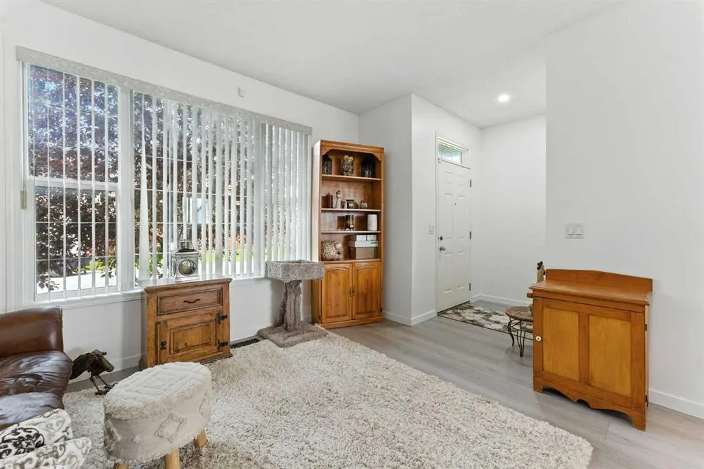 47 Covemeadow Close NE