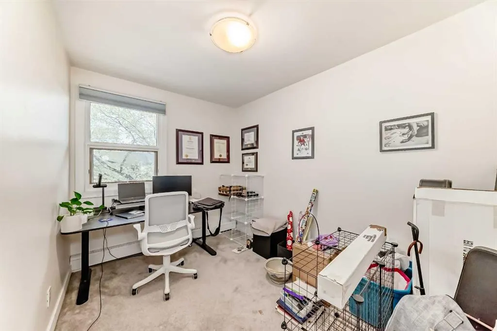 635 Marsh Road NE, #11