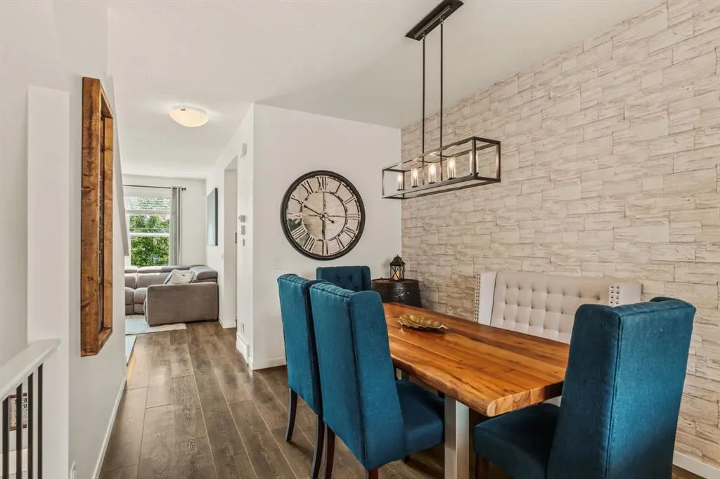 366 Magnolia Square SE