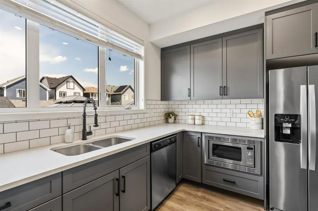 366 Magnolia Square SE