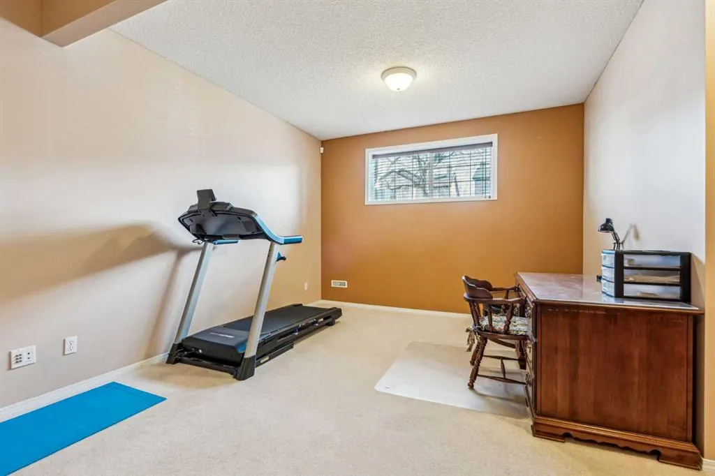 44 Covepark Place NE