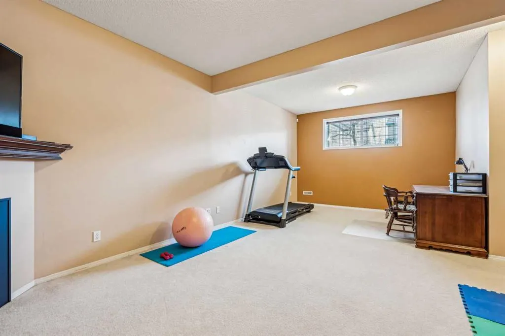 44 Covepark Place NE