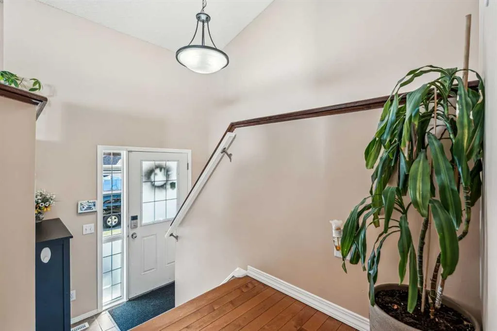 44 Covepark Place NE