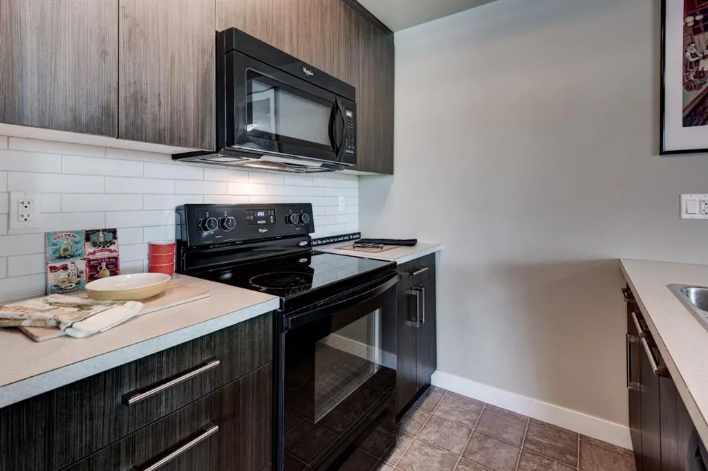 300 Marina Drive, #213