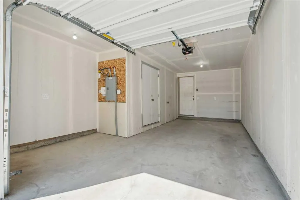 24 Rivercrest Drive, #202