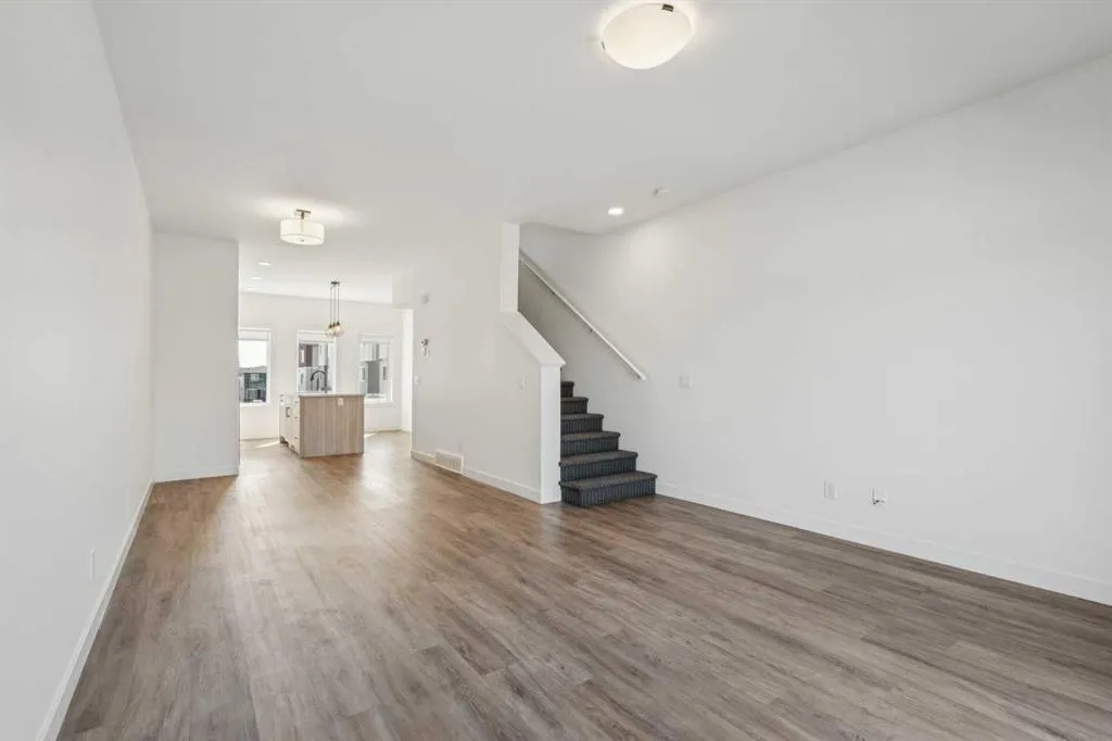 24 Rivercrest Drive, #202