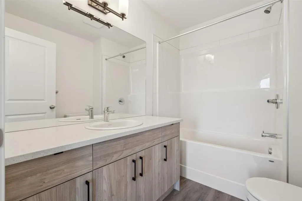 24 Rivercrest Drive, #202