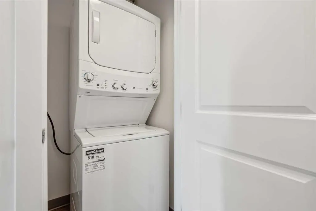24 Rivercrest Drive, #202