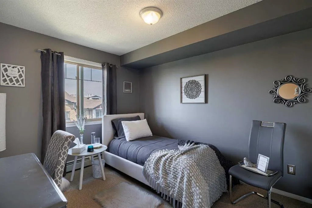 60 Panatella Street NW, #3418