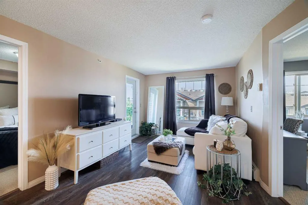 60 Panatella Street NW, #3418