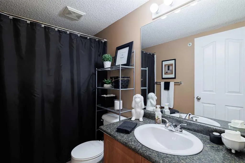 60 Panatella Street NW, #3418