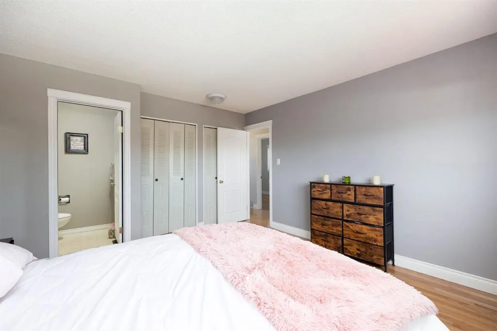 237 Ermine Crescent