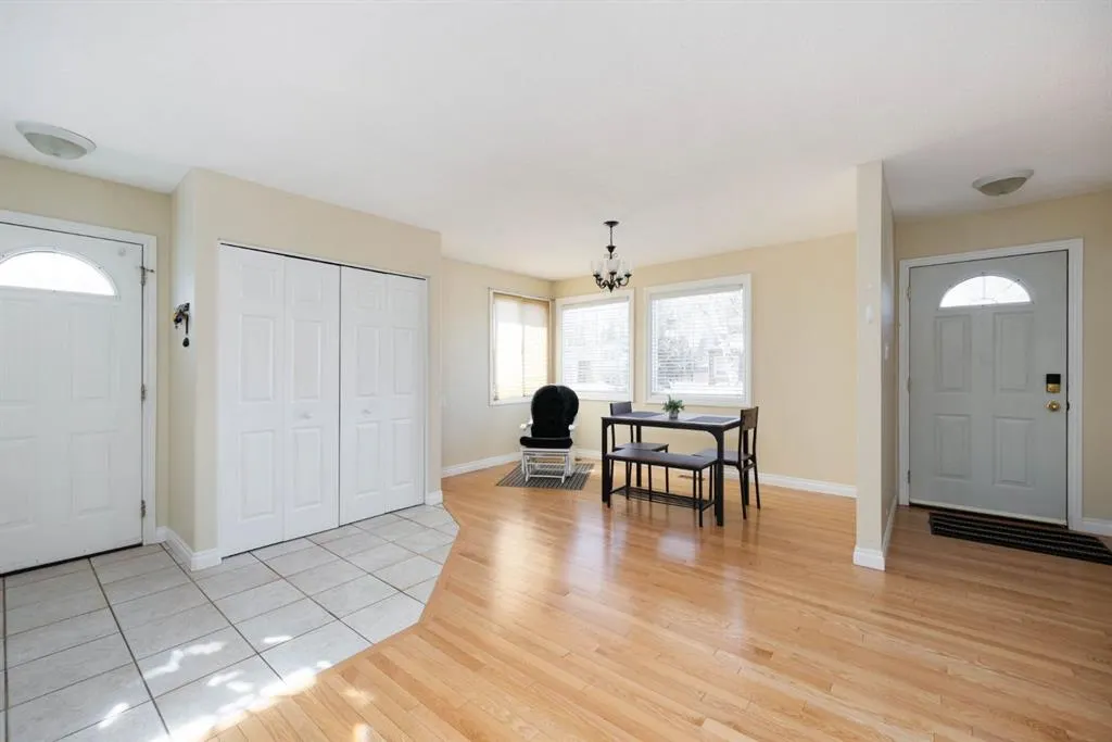 237 Ermine Crescent