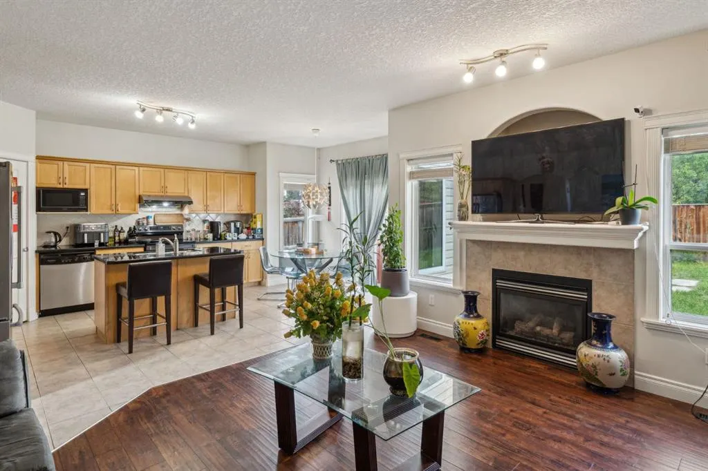 14 Royal Birch Terrace NW