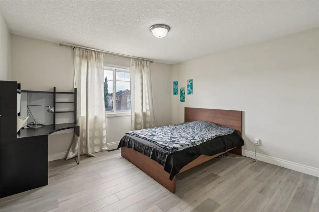 14 Royal Birch Terrace NW