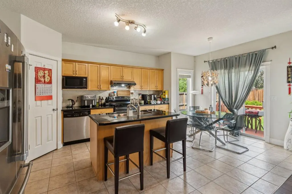 14 Royal Birch Terrace NW