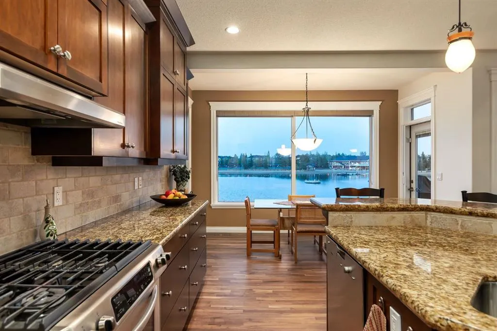 82 Auburn Sound Landing SE