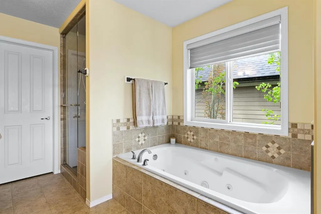 82 Auburn Sound Landing SE