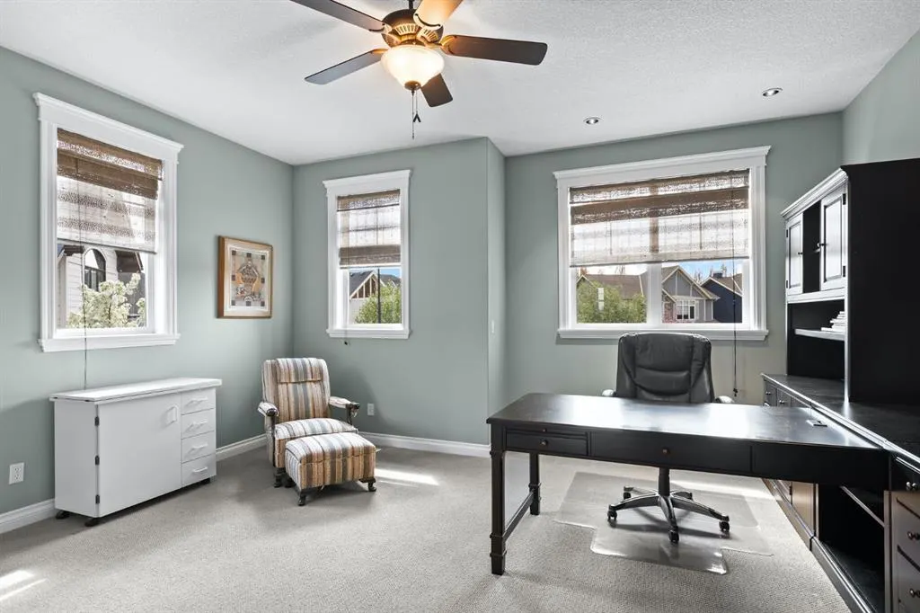 82 Auburn Sound Landing SE