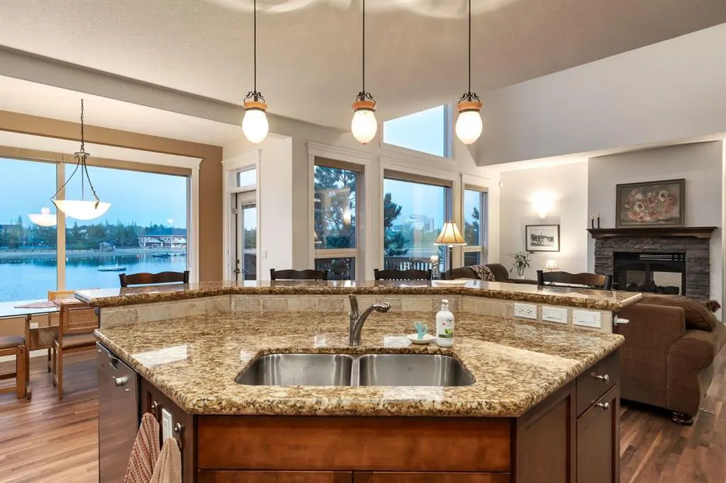 82 Auburn Sound Landing SE