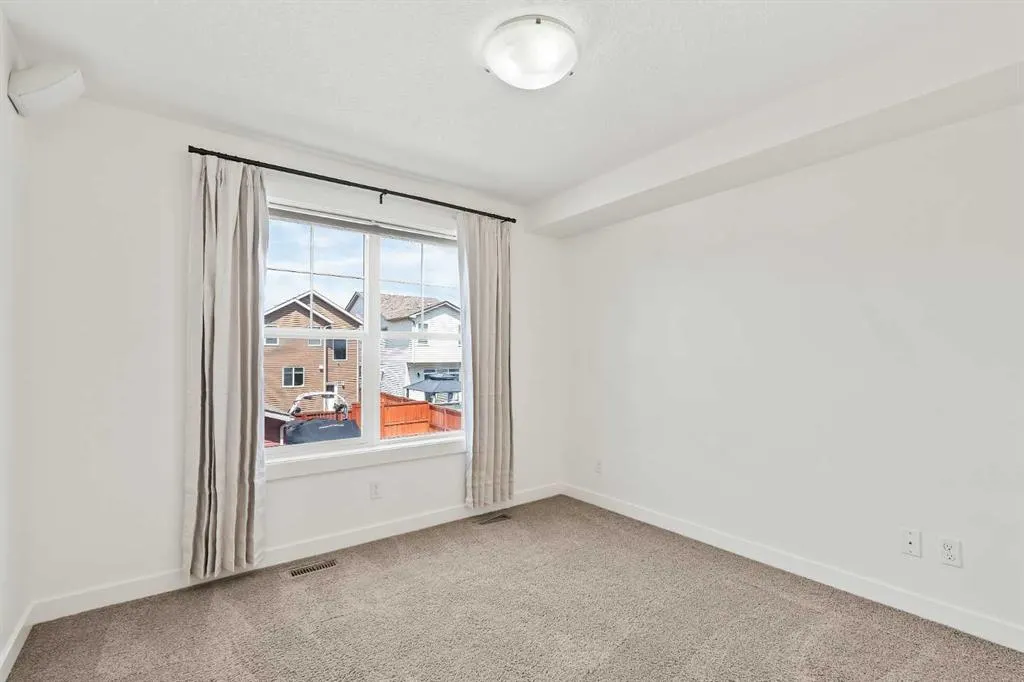 113 Cranford Walk SE