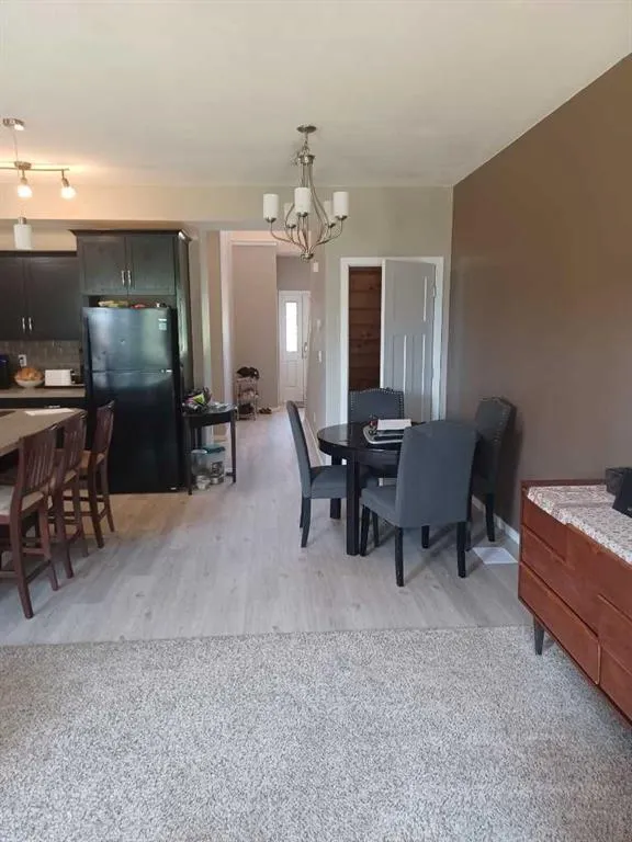 5301 WINDWARD Place, #1