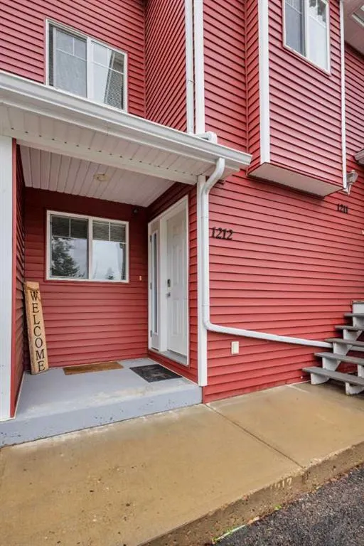 5220 50a Avenue, #1212