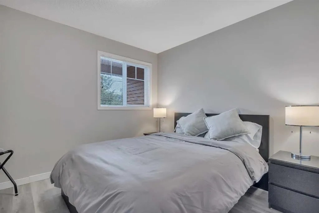 5220 50a Avenue, #1212