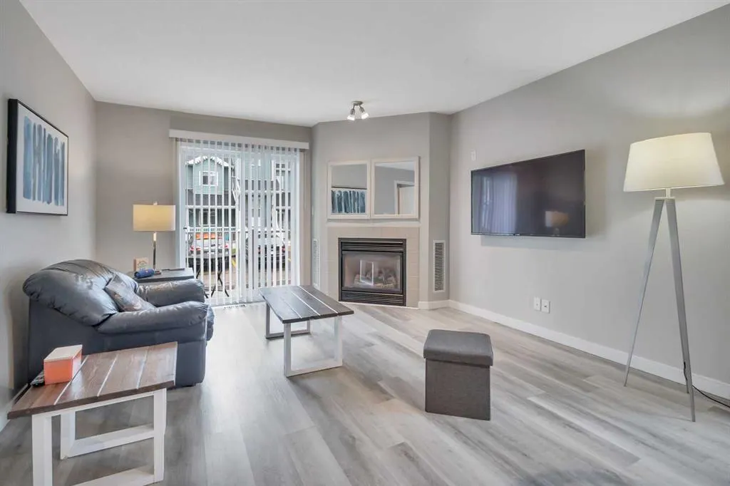5220 50a Avenue, #1212