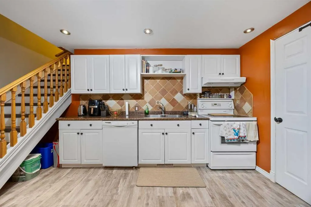 70 Downey Road