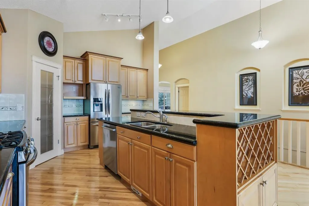 170 Gleneagles View