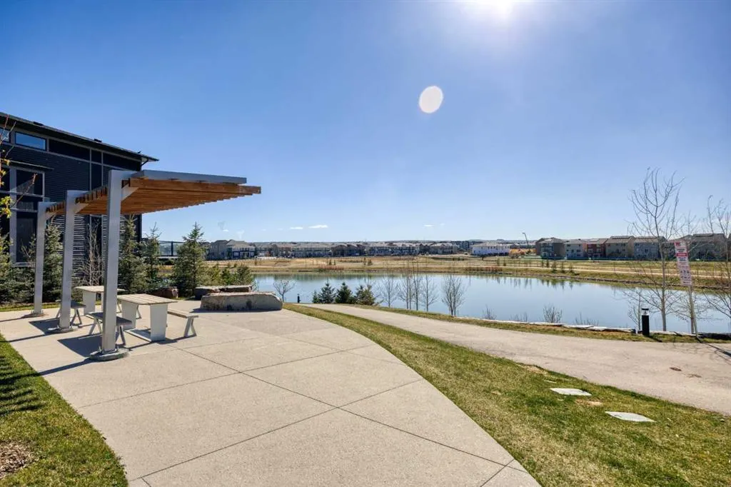 244 Lucas Way NW