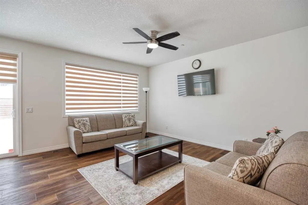 244 Lucas Way NW