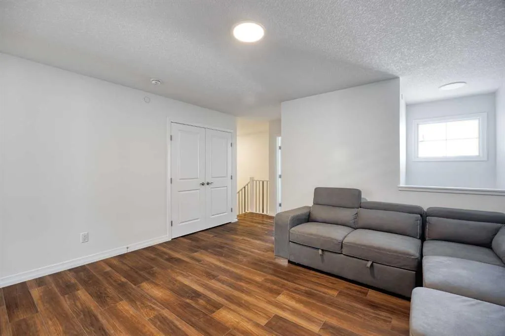 244 Lucas Way NW