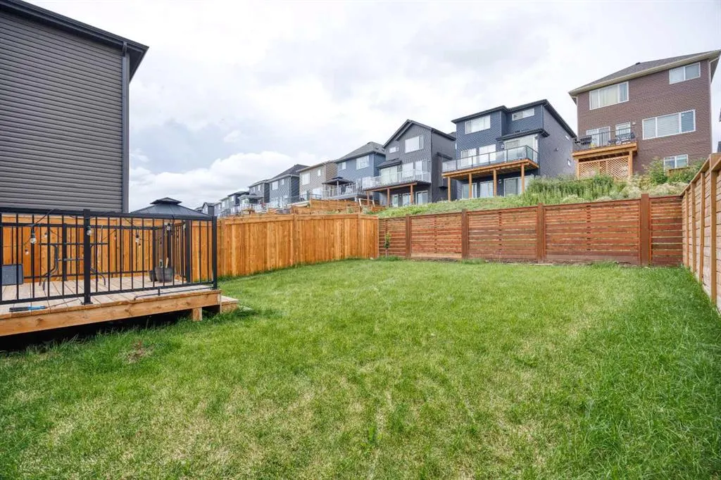 244 Lucas Way NW