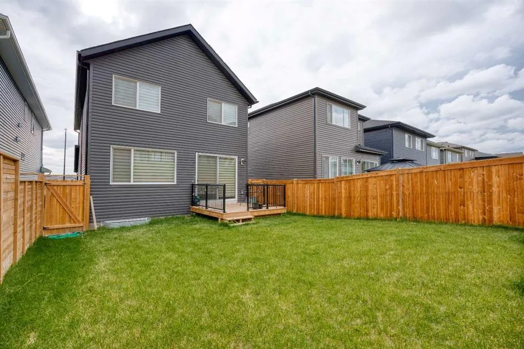 244 Lucas Way NW