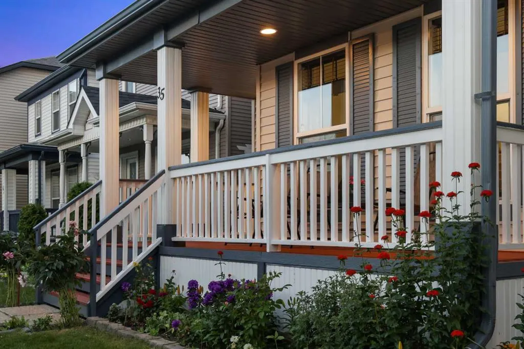 35 Prestwick Place SE