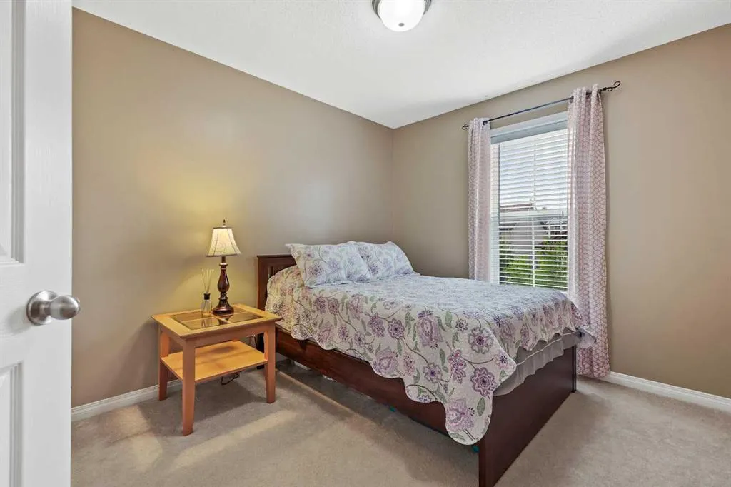 35 Prestwick Place SE