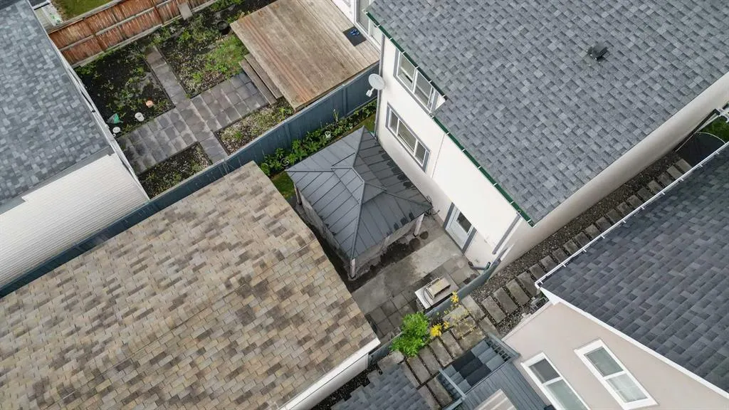 35 Prestwick Place SE