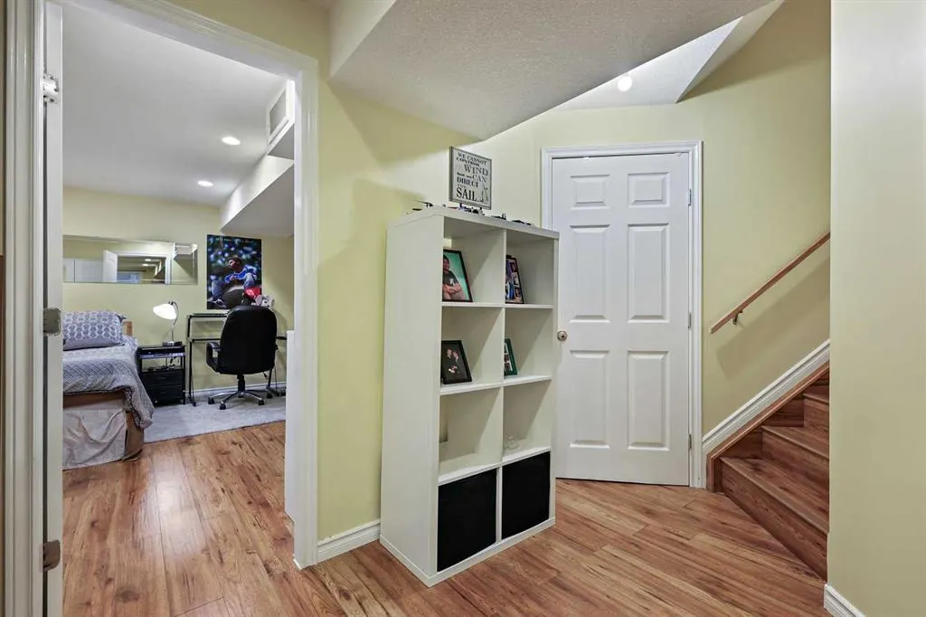 35 Prestwick Place SE