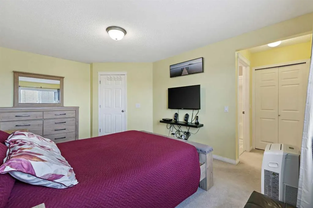 35 Prestwick Place SE