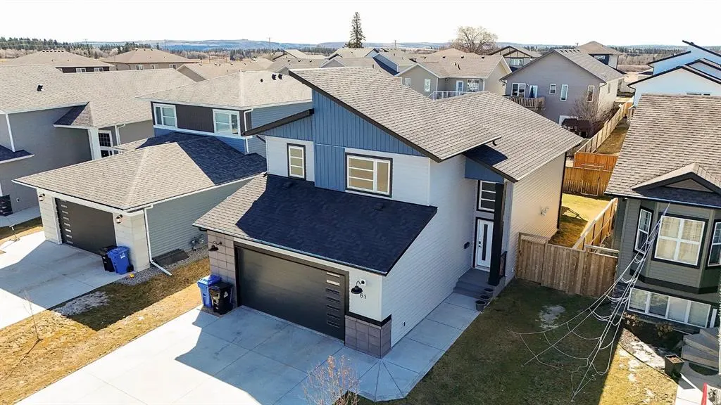 61 Murphy Close