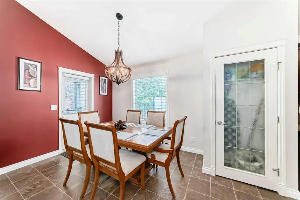 187 Hawkmere View