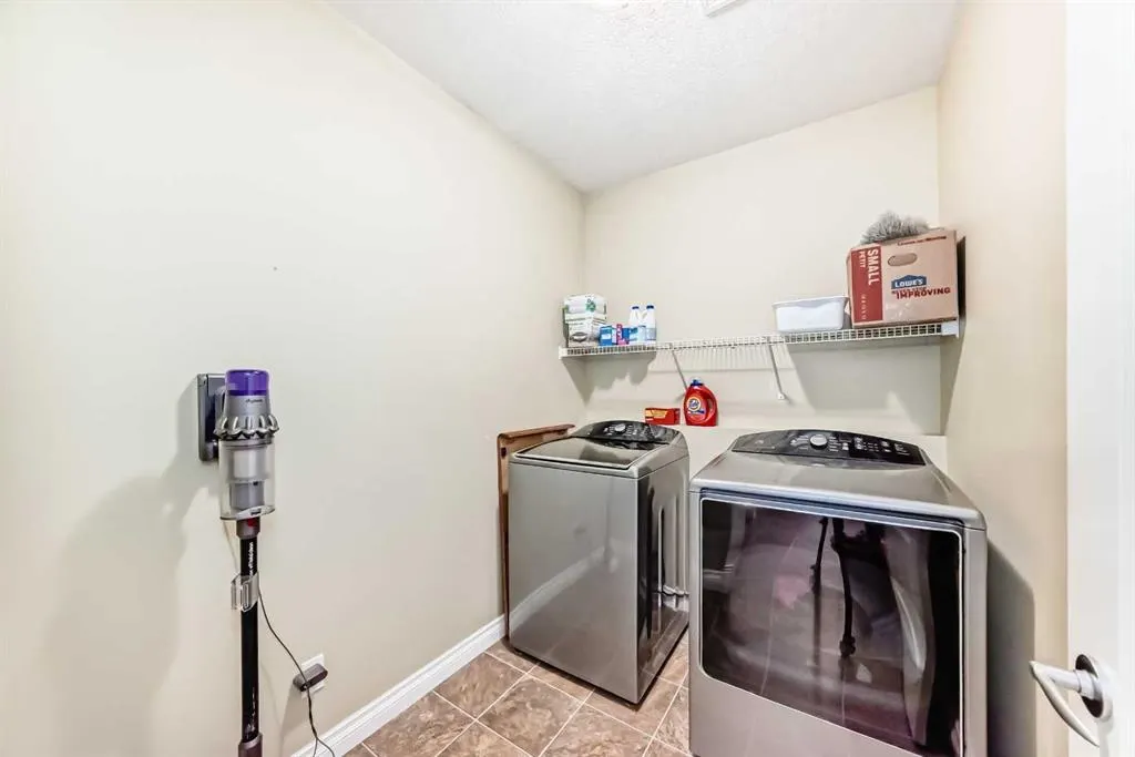 187 Hawkmere View