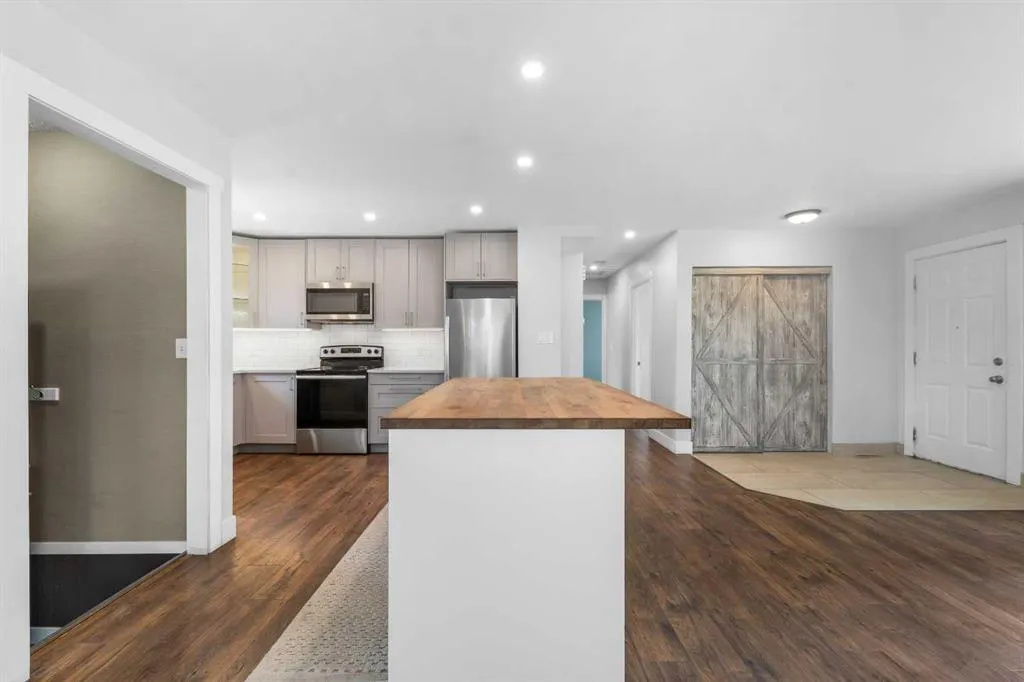 36 Brentwood Drive E
