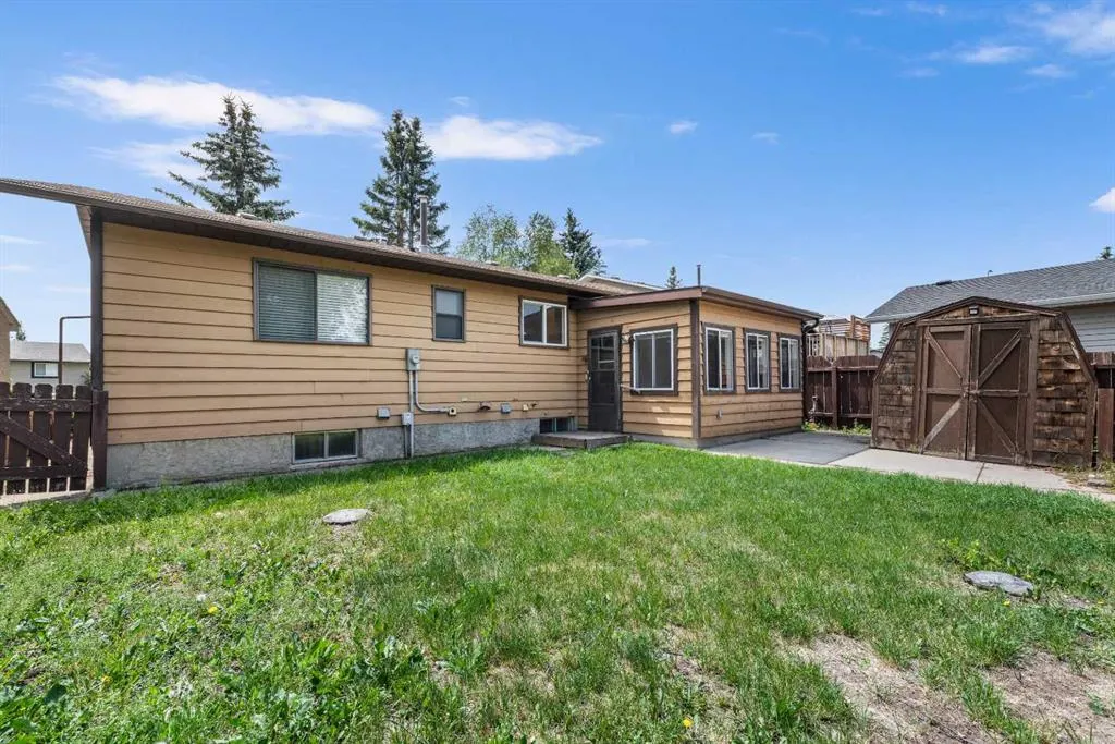 36 Brentwood Drive E